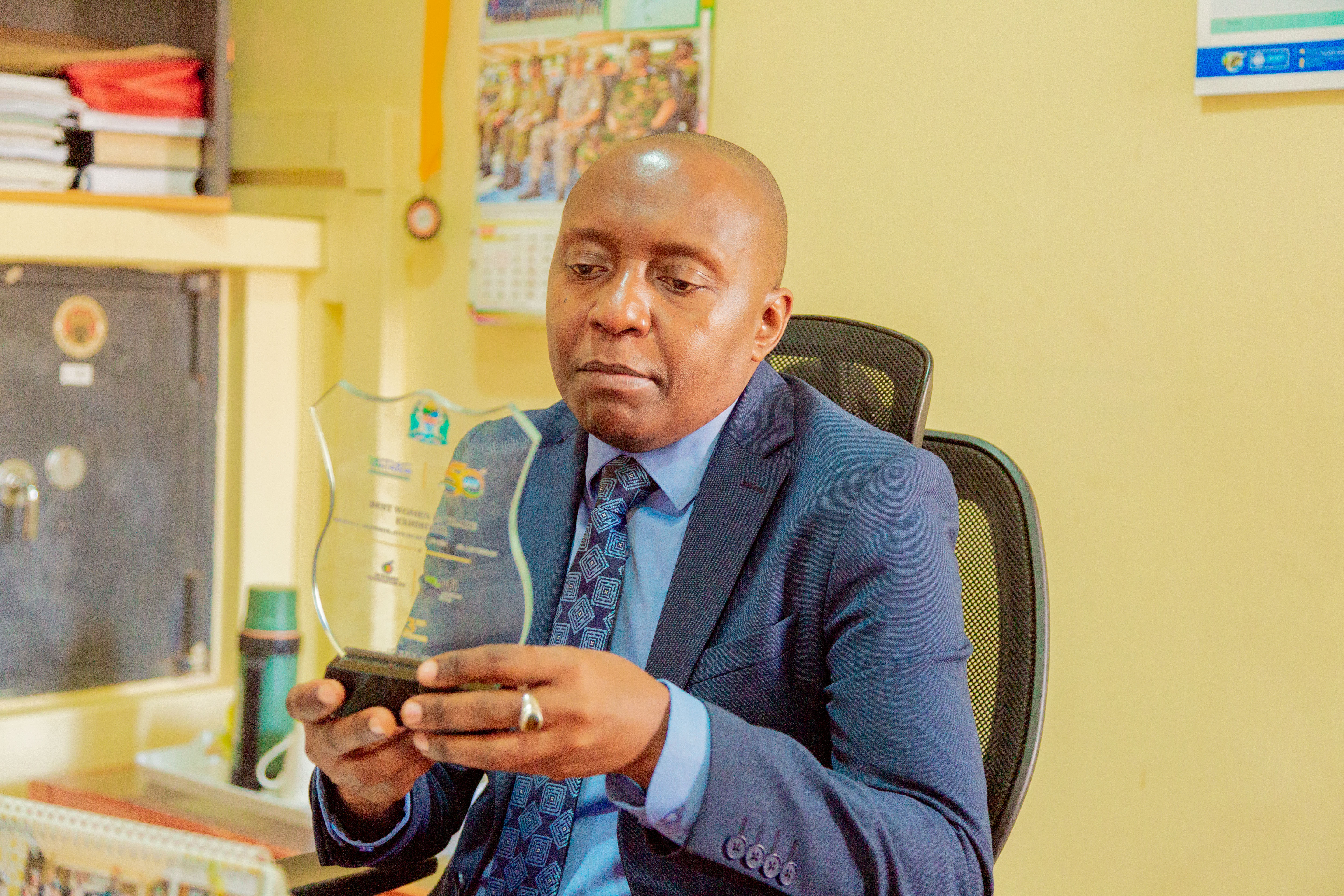 RAS NZOWA APONGEZA KILIMANJARO KUTWAA TUZO MAONYESHO YA SABASABA